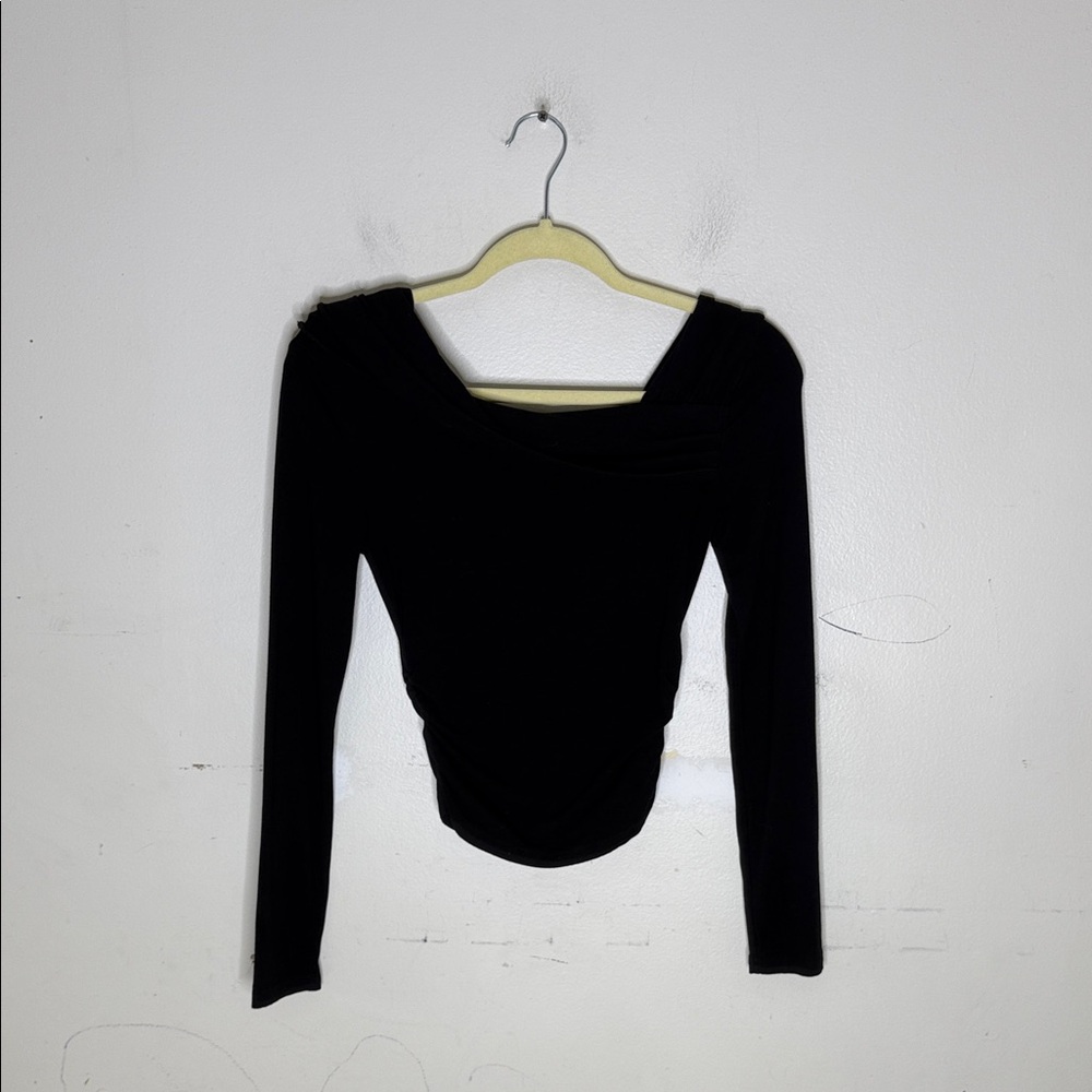 Darong Elegant Black Women's Top Asymmetrical Neckline Size Medium